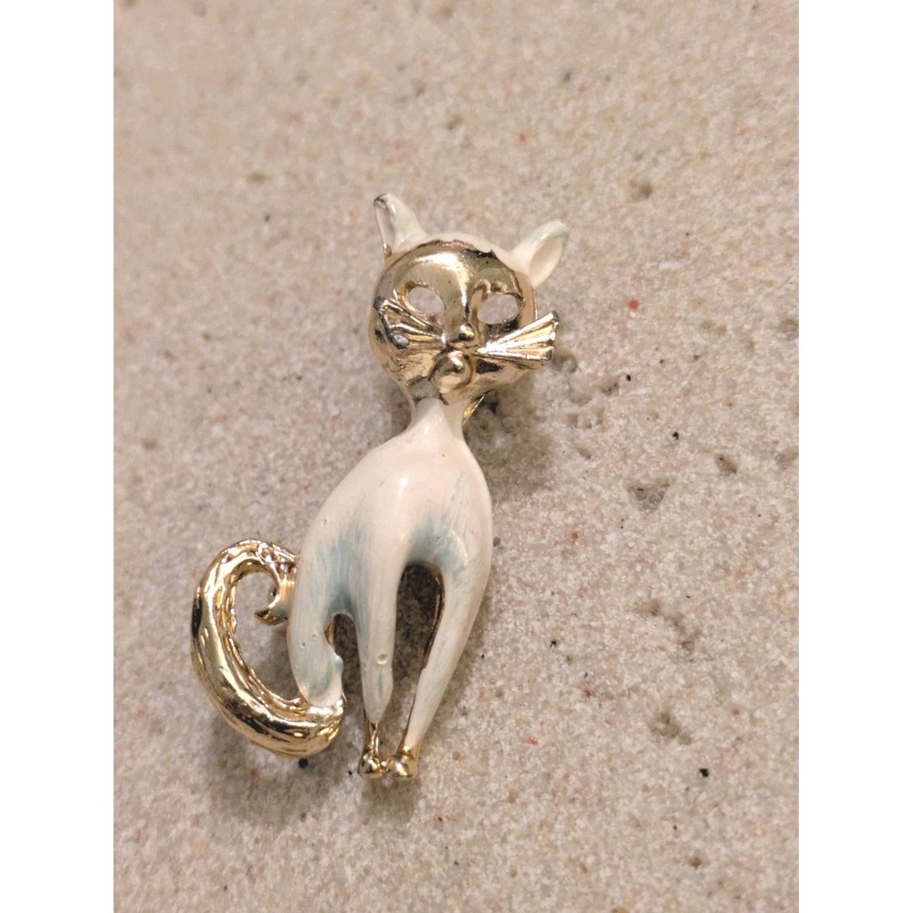 Vintage Siamese Cat Brooch Gold Tone‎ Painted Novelty Small Feline Pin